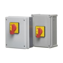 Europa LBC254PSTB Isolator Change Over 4P 25A Metal Clad