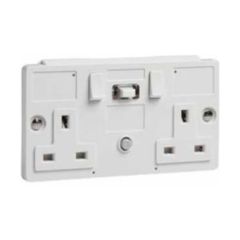 Powerbreaker RCD Twin Switched Socket Skeleton 30mA White