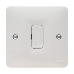 Hager WMSU83 Sollysta 13A Unswitched Fused Connection Unit White