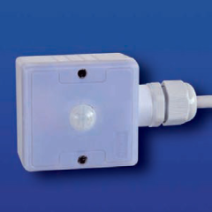 Danlers BMEXPIR Batten Mounted PIR Occupancy Switch IP66 230V 6A (R) (F) 2A (L)
