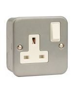 Click Essentials CL035B 13A 1 Gang DP Switched Socket Outlet